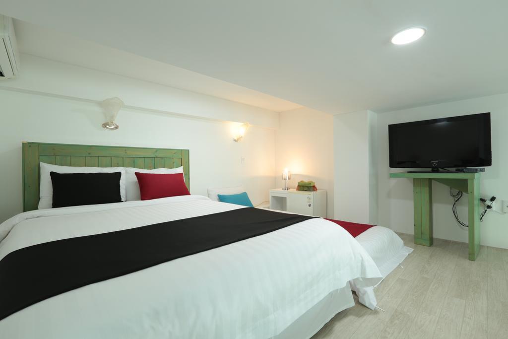 Gangneung Sea View Pension Екстер'єр фото
