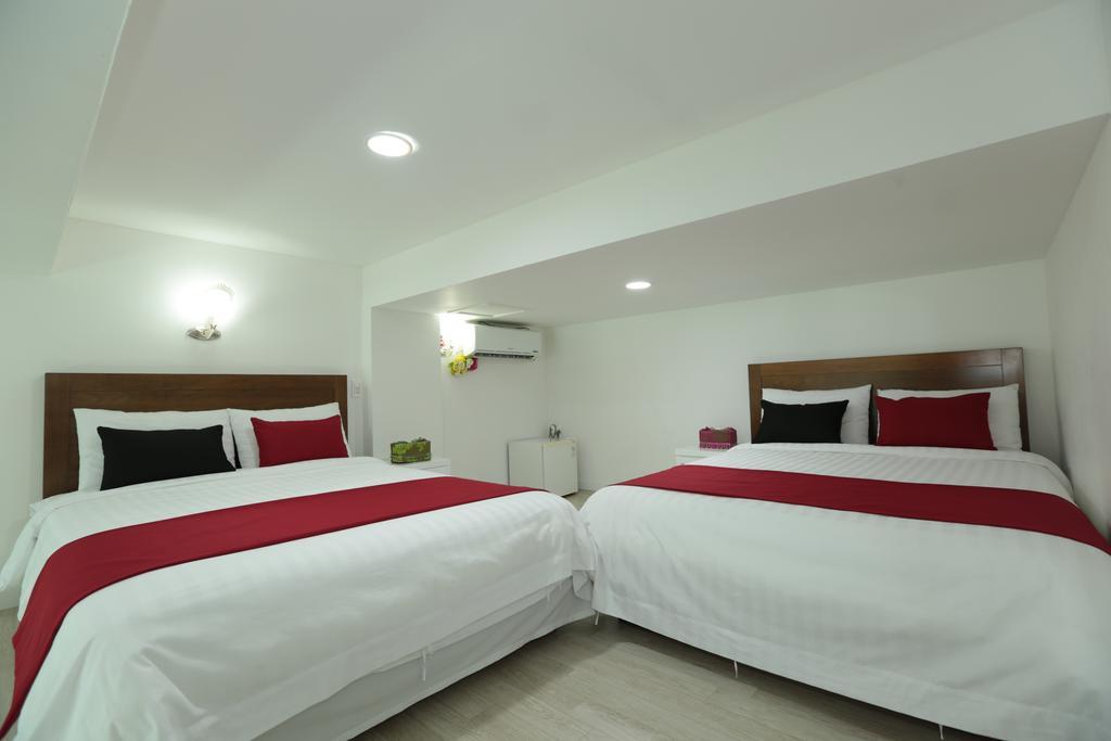 Gangneung Sea View Pension Екстер'єр фото